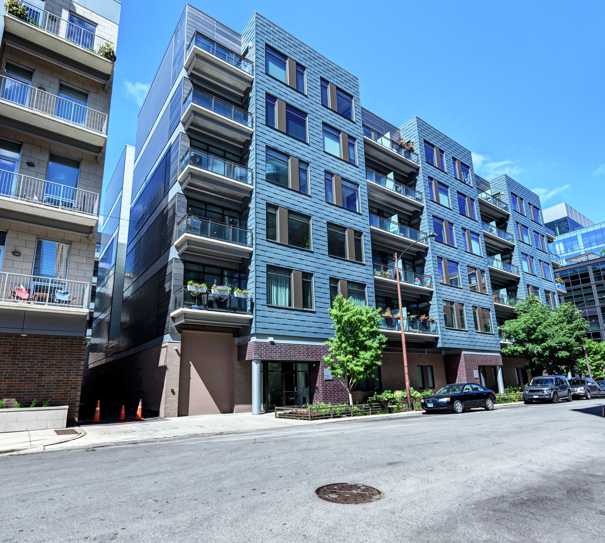 28 North Carpenter Street, Unit 3S Chicago, IL 60607 - Photo 2 of 37