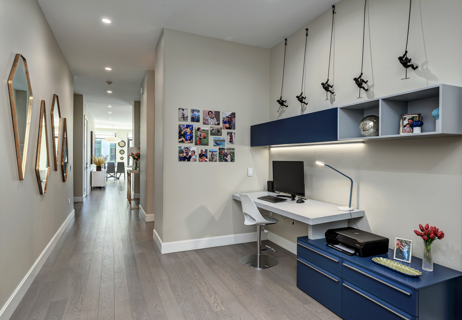 28 North Carpenter Street, Unit 3S Chicago, IL 60607 - Photo 27 of 37 a view of workspace with wooden floor