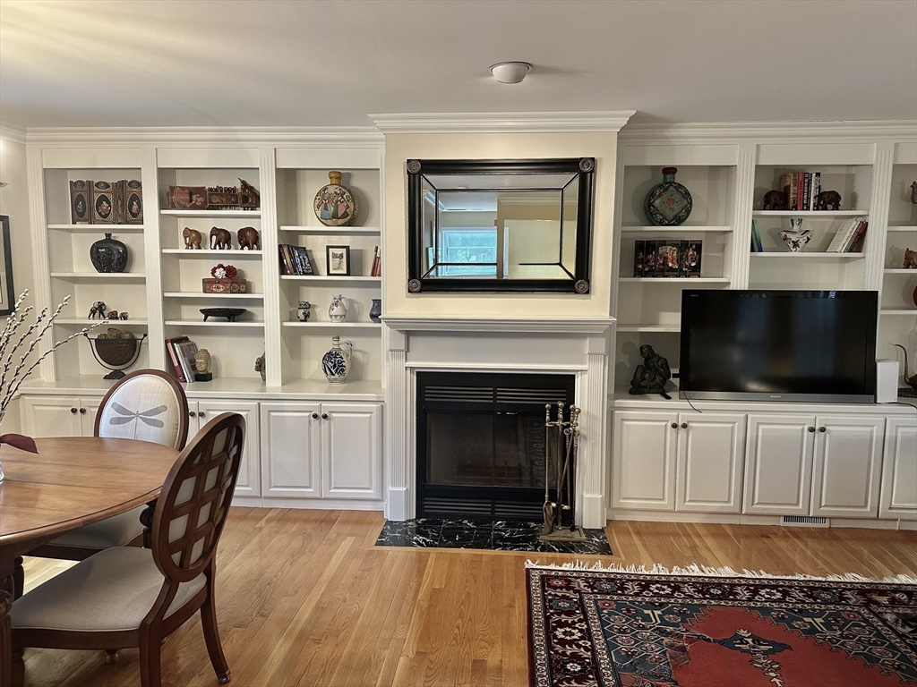 96 Anderer Lane, Unit 5 Boston, MA 02132 - Photo 3 of 28