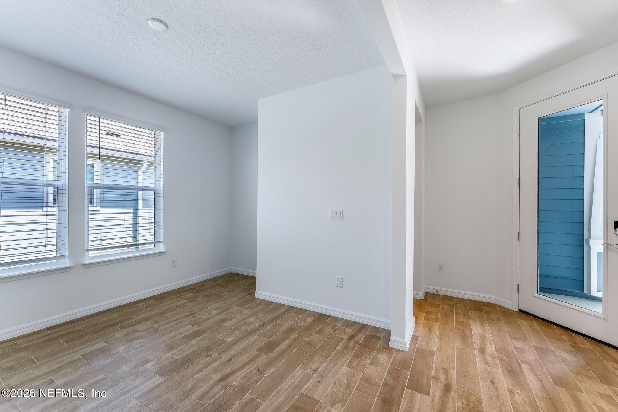 261 Ecliptic Loop Yulee, FL 32097 - Photo 5 of 61 6-web-or-mls-Entry Way