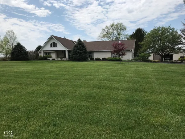 $995,000 | 8329 South 300 West, Pendleton, IN 46064