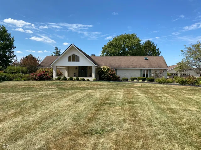 $995,000 | 8329 South 300 West, Pendleton, IN 46064
