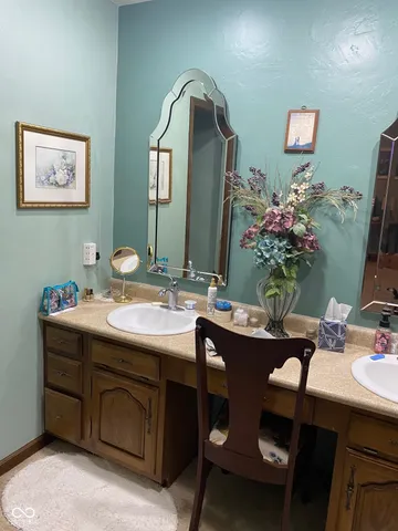 $995,000 | 8329 South 300 West, Pendleton, IN 46064