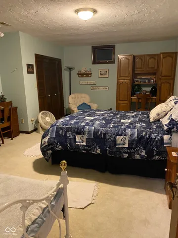 $995,000 | 8329 South 300 West, Pendleton, IN 46064