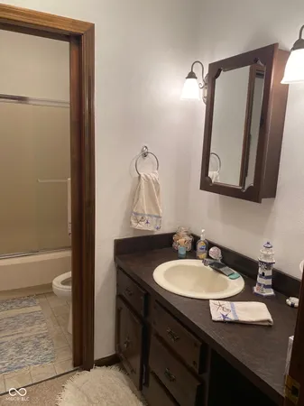 $995,000 | 8329 South 300 West, Pendleton, IN 46064