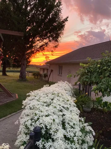 $995,000 | 8329 South 300 West, Pendleton, IN 46064