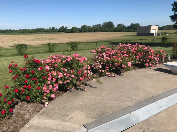 $995,000 | 8329 South 300 West, Pendleton, IN 46064