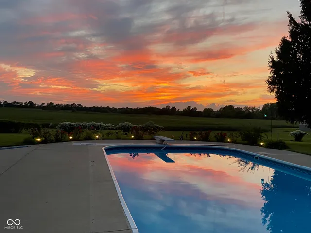 $995,000 | 8329 South 300 West, Pendleton, IN 46064