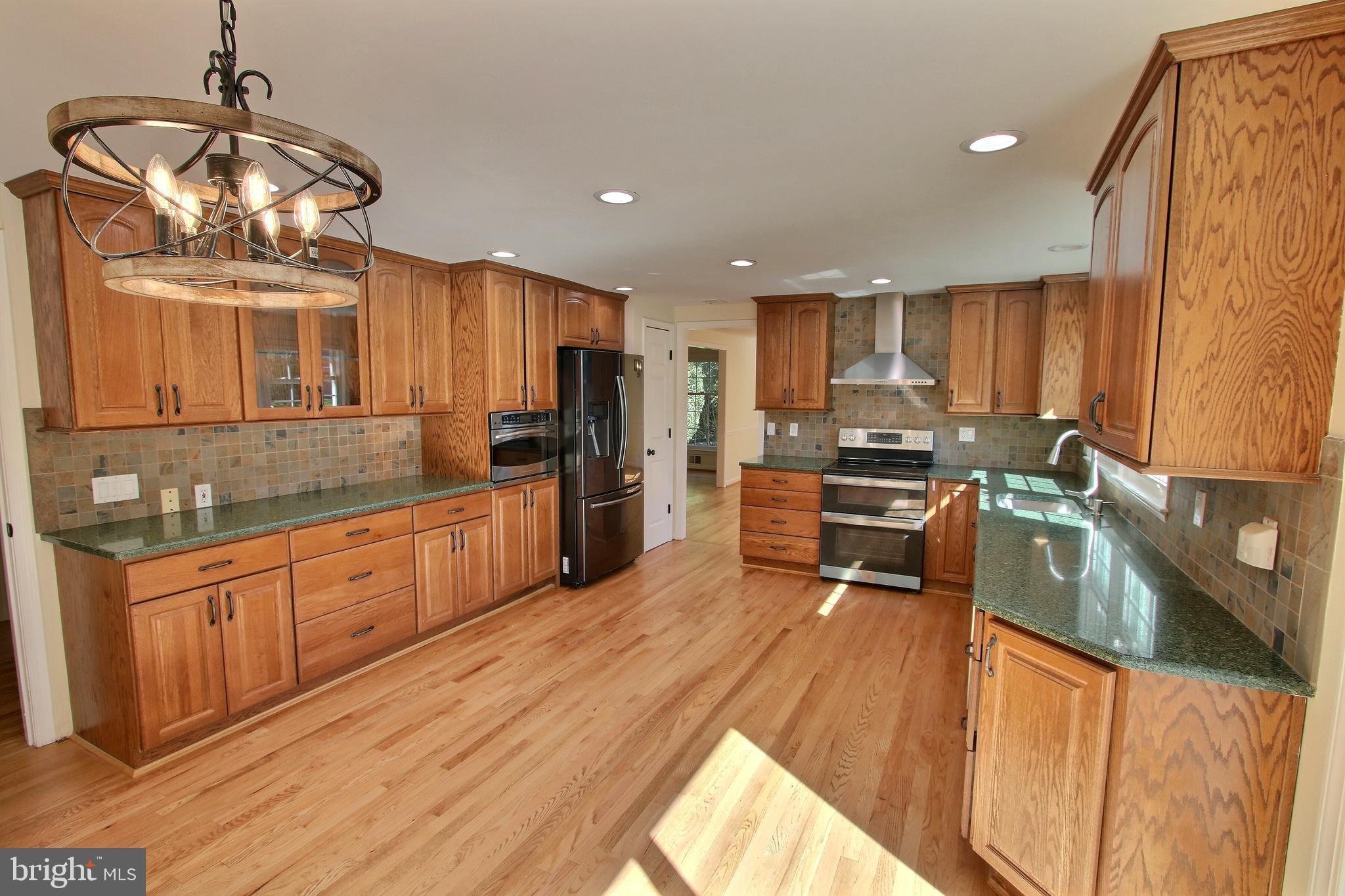 9853 Canal Road Gaithersburg, MD 20886 - Photo 14 of 56 Gallery Image 14