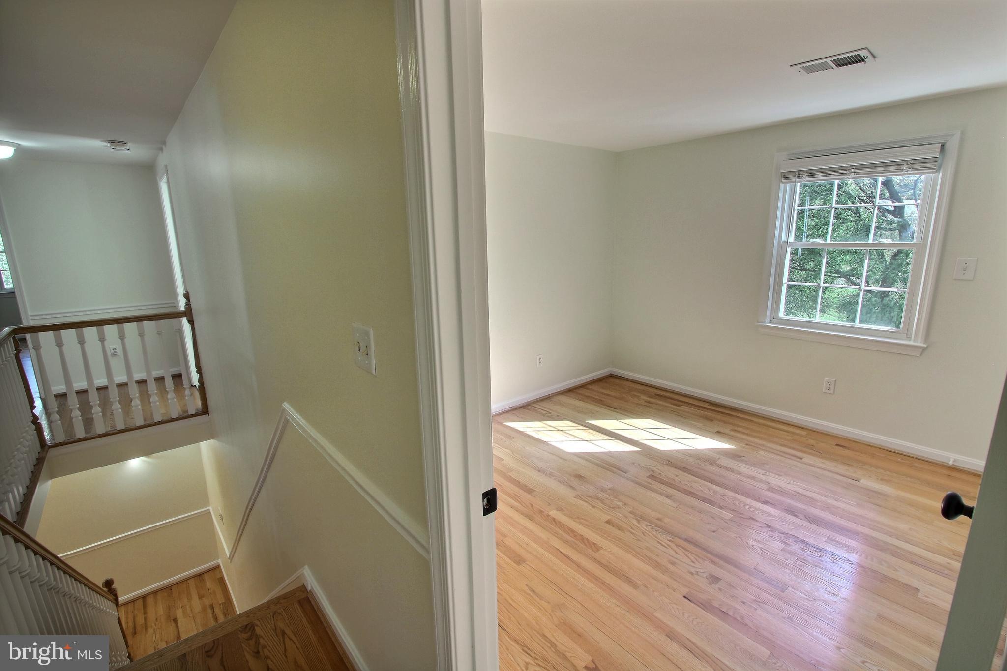 9853 Canal Road Gaithersburg, MD 20886 - Photo 30 of 56 Gallery Image 30