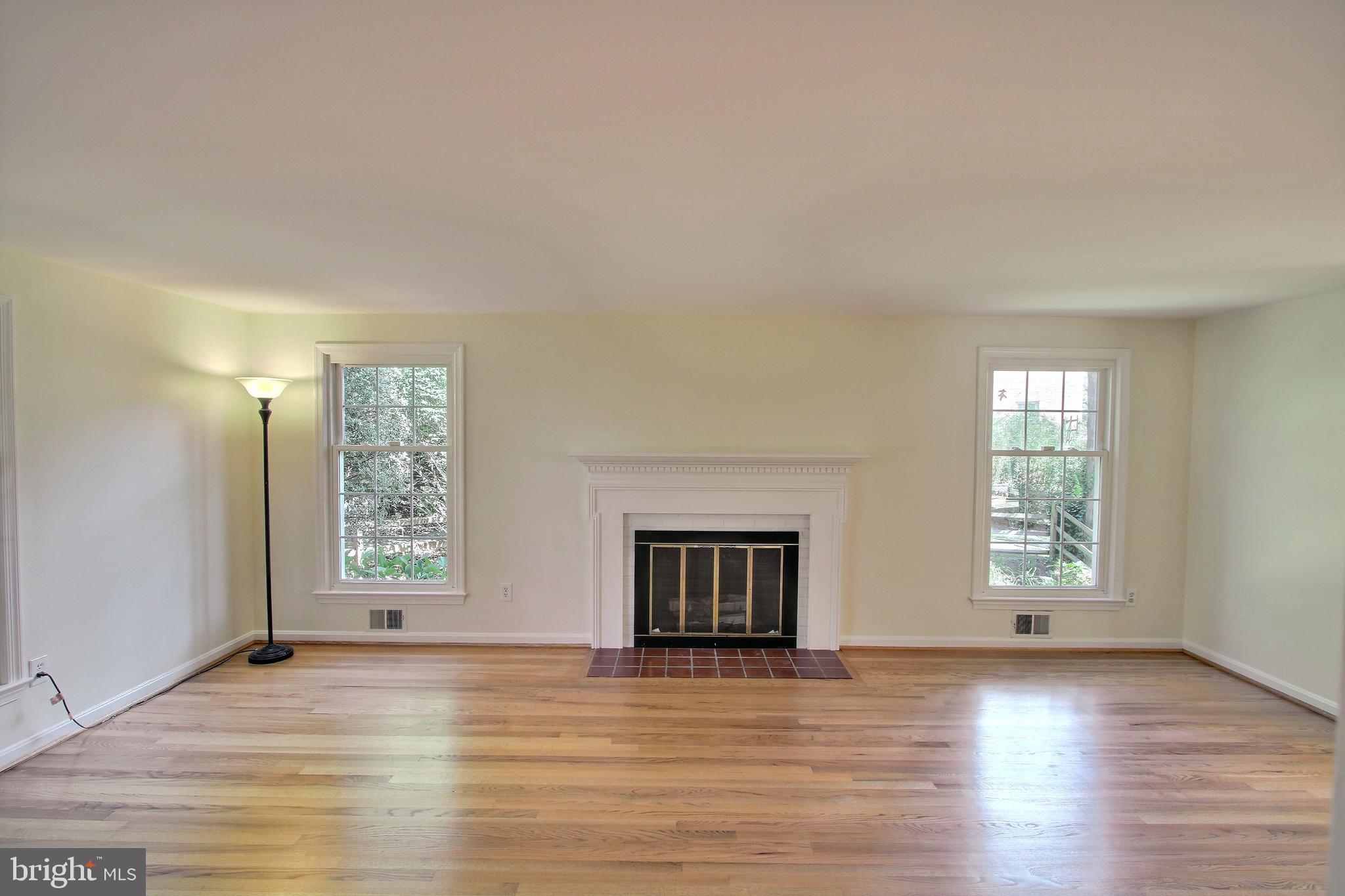 9853 Canal Road Gaithersburg, MD 20886 - Photo 6 of 56 Gallery Image 6