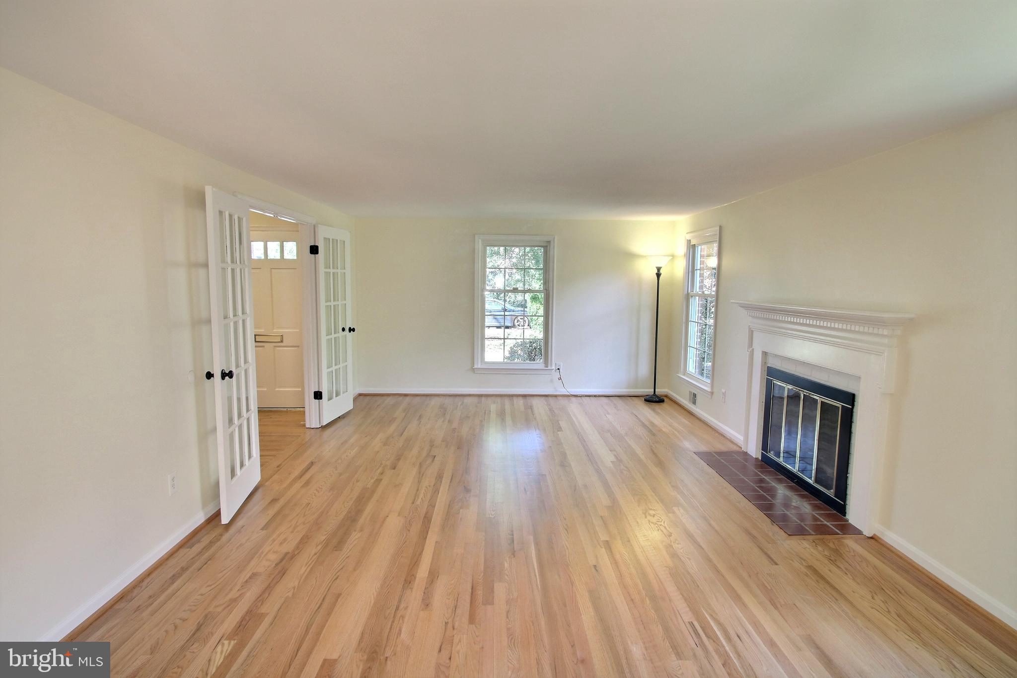 9853 Canal Road Gaithersburg, MD 20886 - Photo 10 of 56 Gallery Image 10