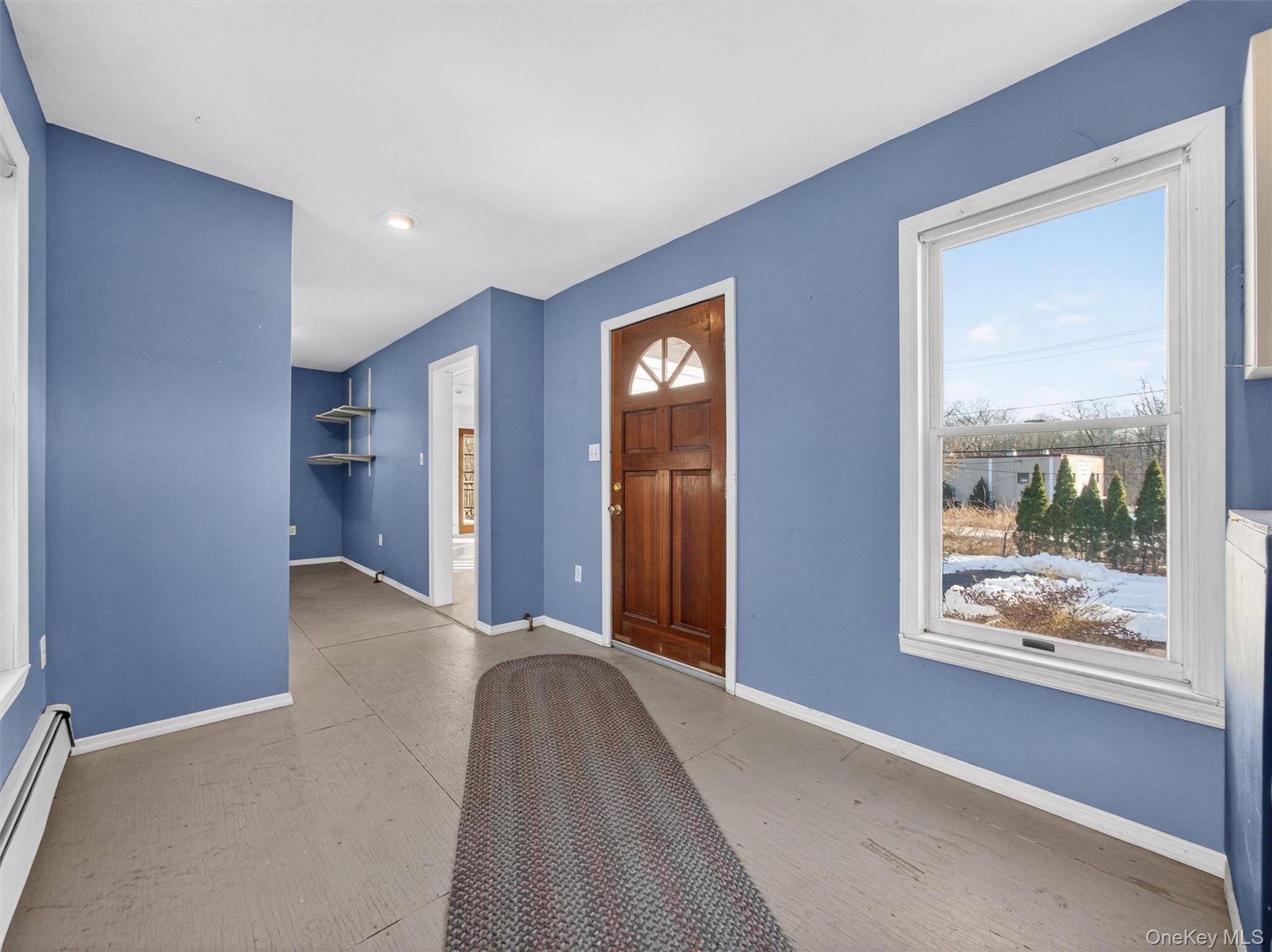 325 Haverstraw Road Montebello, NY 10901 - Photo 11 of 33 Area that can be set-up as an office