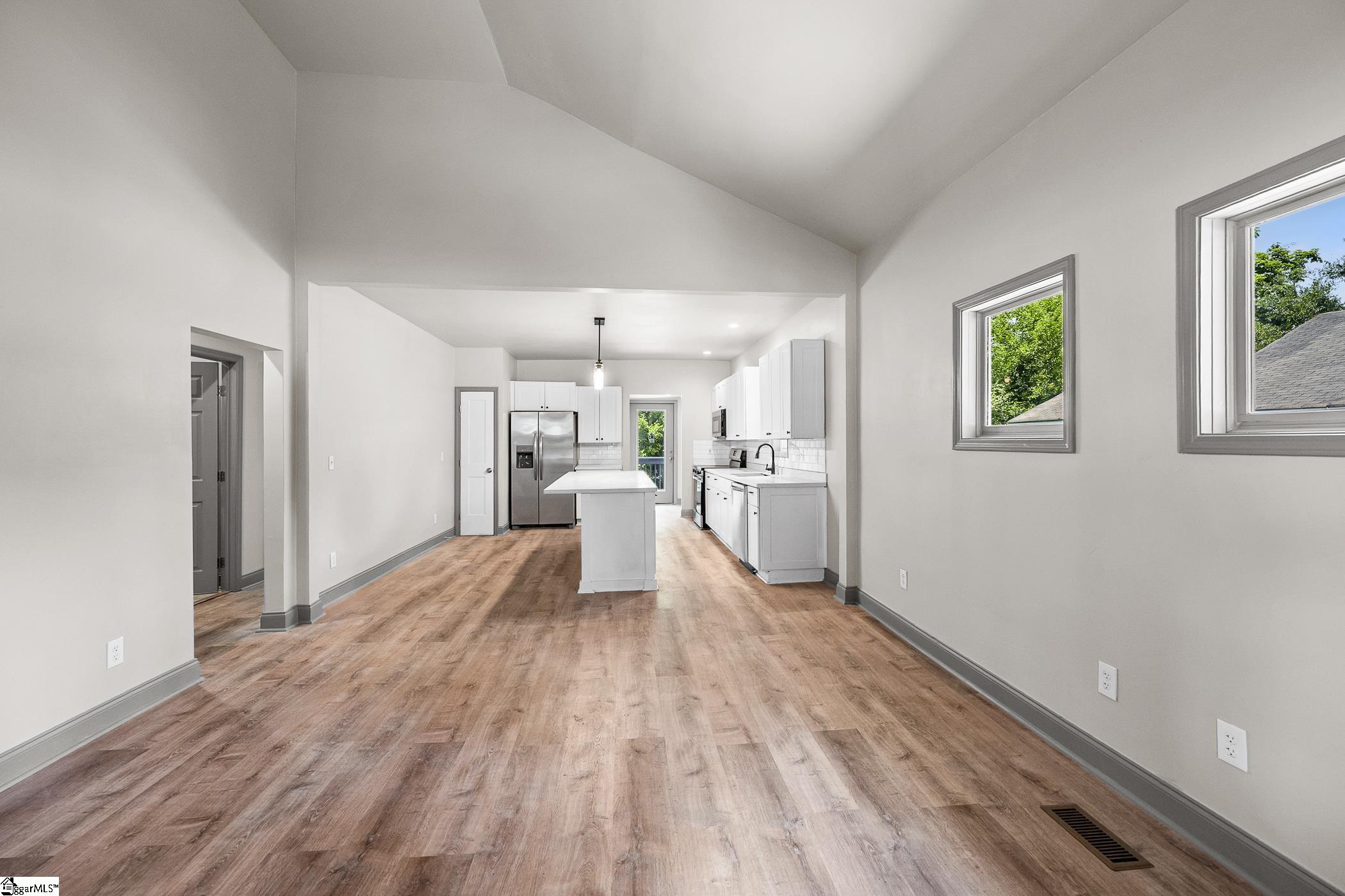 608 Easley Bridge Road Greenville, SC 29611 - Photo 10 of 29