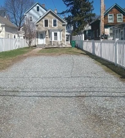 $2,700 | 45 4th Street, Lowell, MA 01850