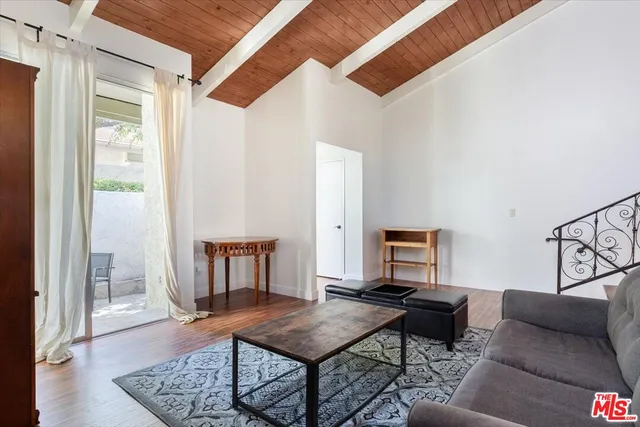 $4,650 | 11848 Moorpark Street, Unit A, Studio City, CA 91604