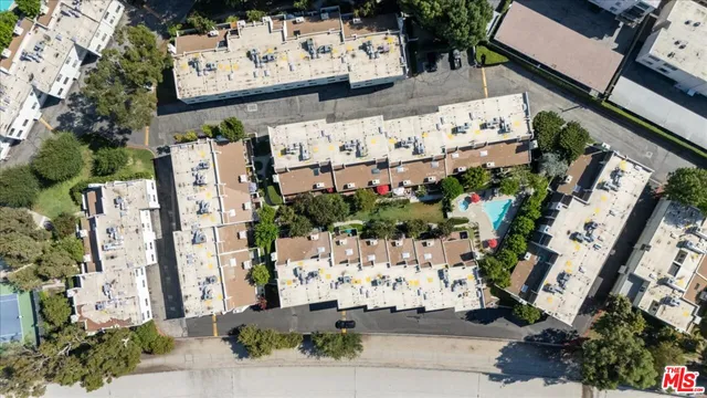 $4,650 | 11848 Moorpark Street, Unit A, Studio City, CA 91604