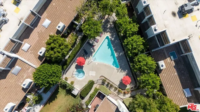 $4,650 | 11848 Moorpark Street, Unit A, Studio City, CA 91604