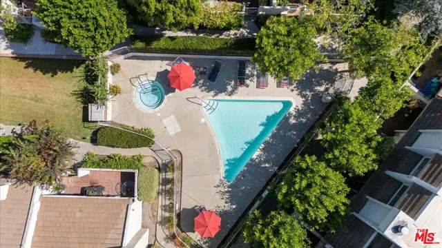 $4,650 | 11848 Moorpark Street, Unit A, Studio City, CA 91604