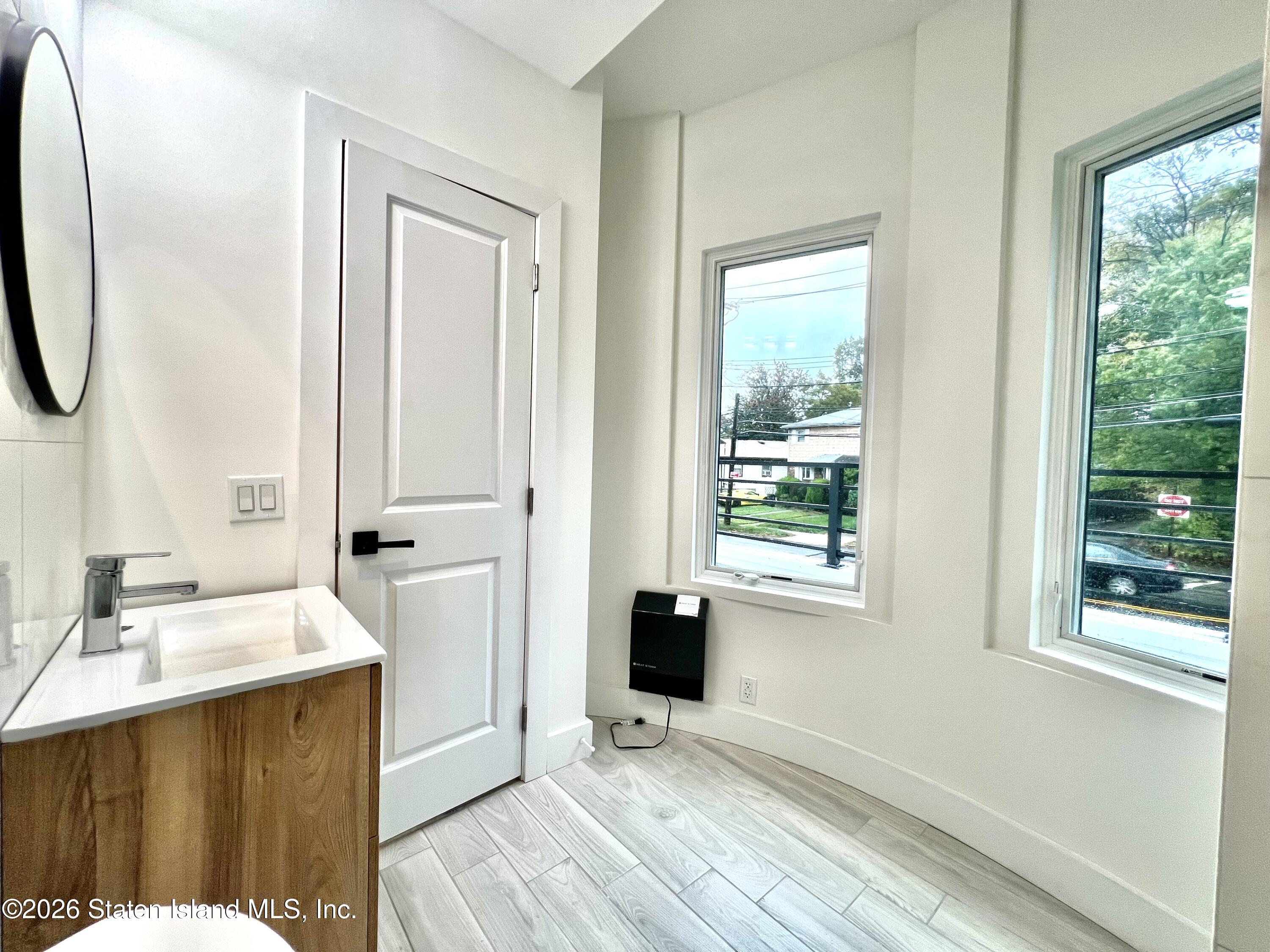 3865 Amboy Road, Unit 2A Staten Island, NY 10308 - Photo 33 of 38 IMG_1978