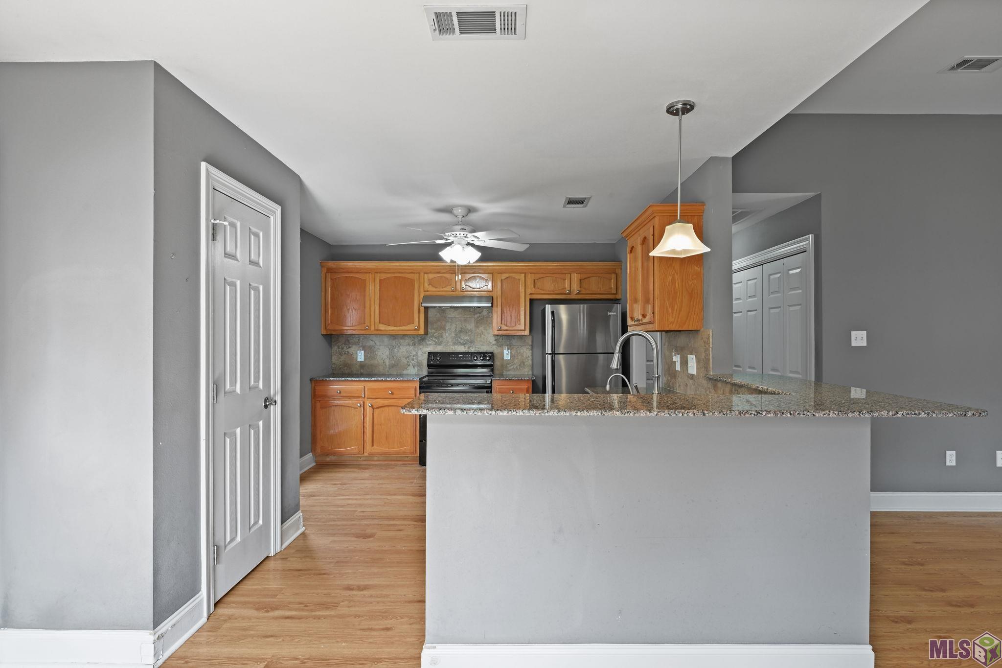 7456 Associate Drive Baton Rouge, LA 70817 - Photo 5 of 10