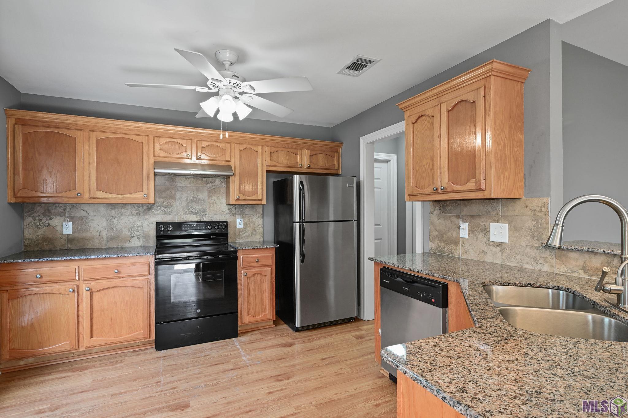 7456 Associate Drive Baton Rouge, LA 70817 - Photo 6 of 10