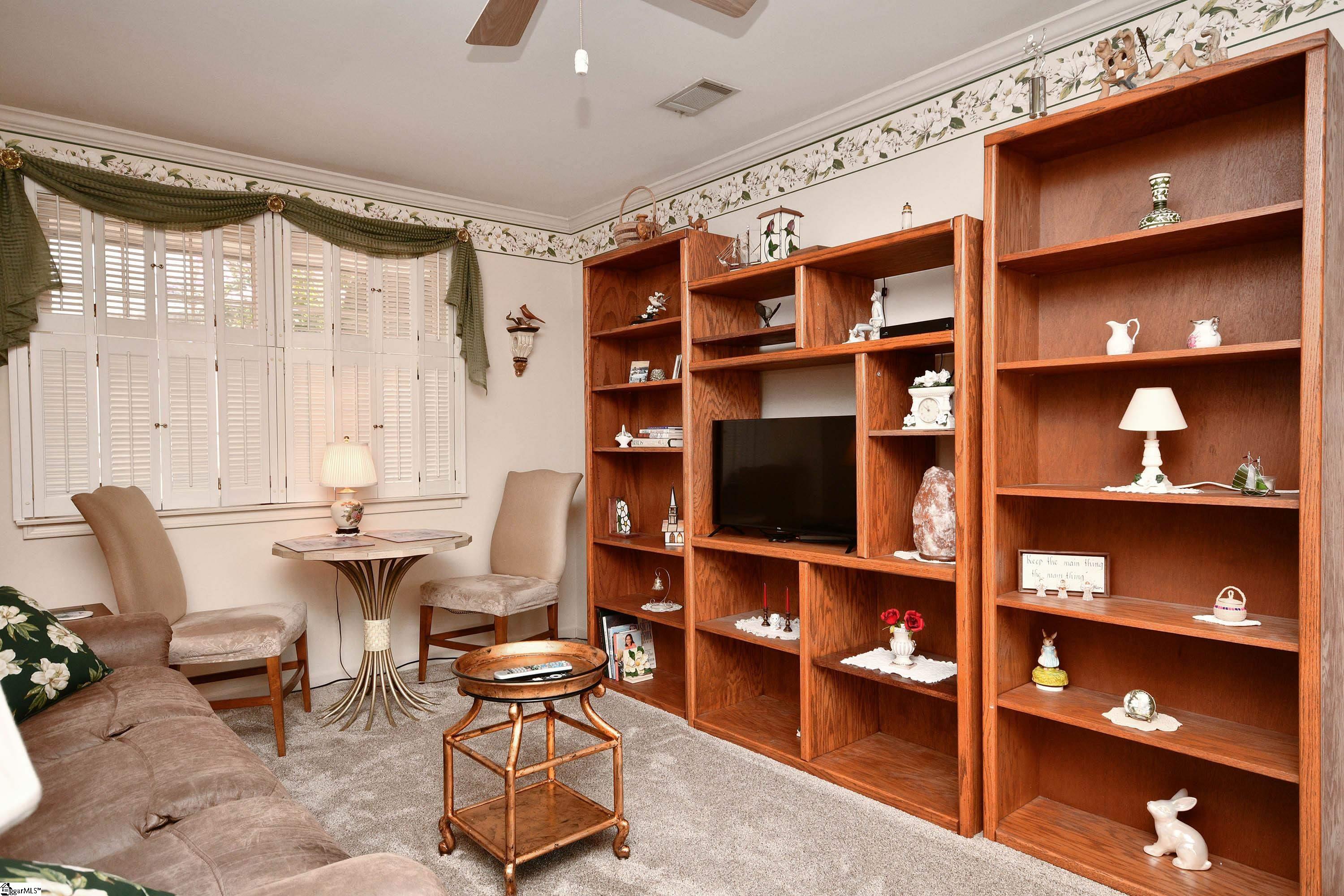 146 Hummingbird Ridge Greenville, SC 29605 - Photo 19 of 43 Gallery Image 19