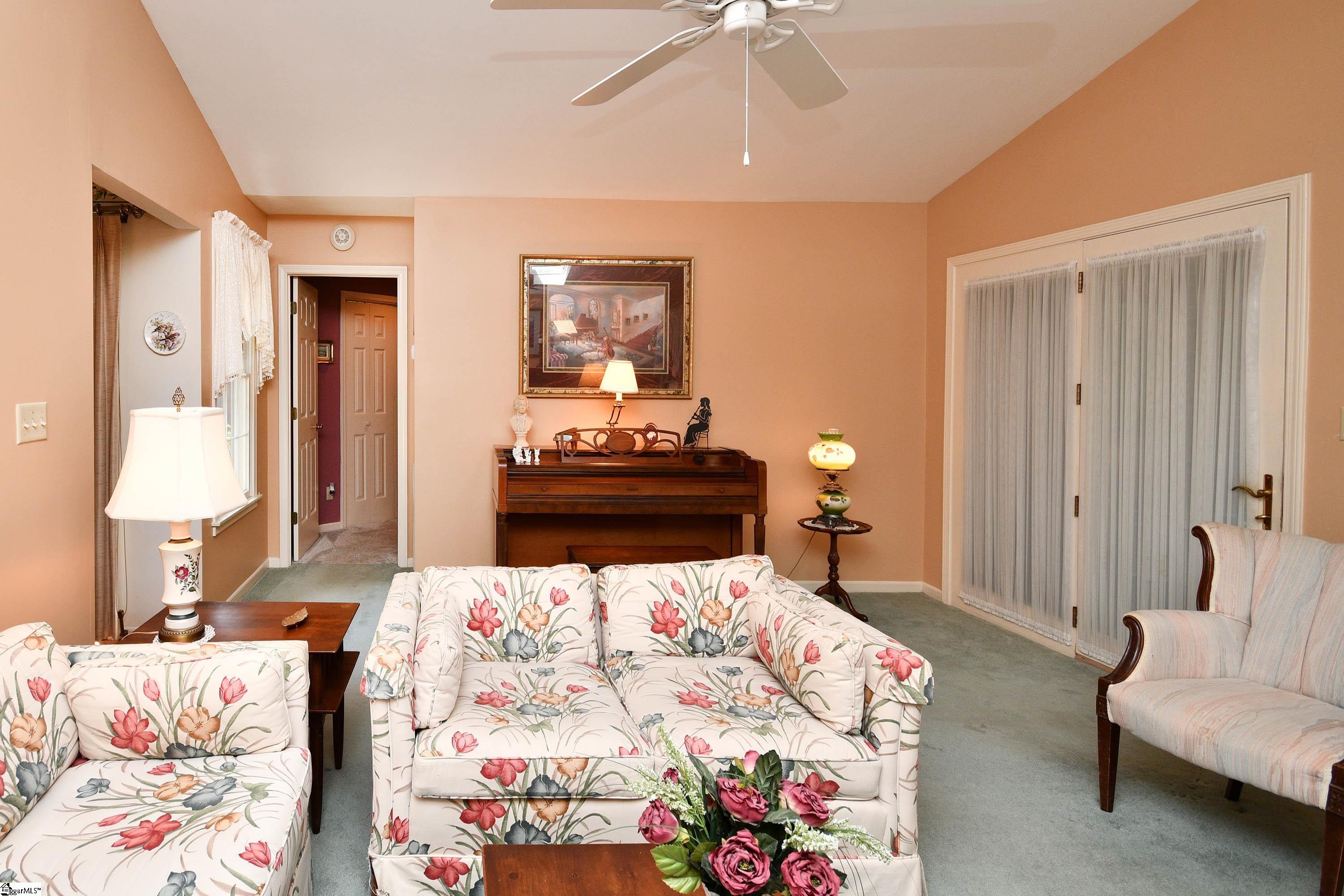 146 Hummingbird Ridge Greenville, SC 29605 - Photo 23 of 43 Gallery Image 23