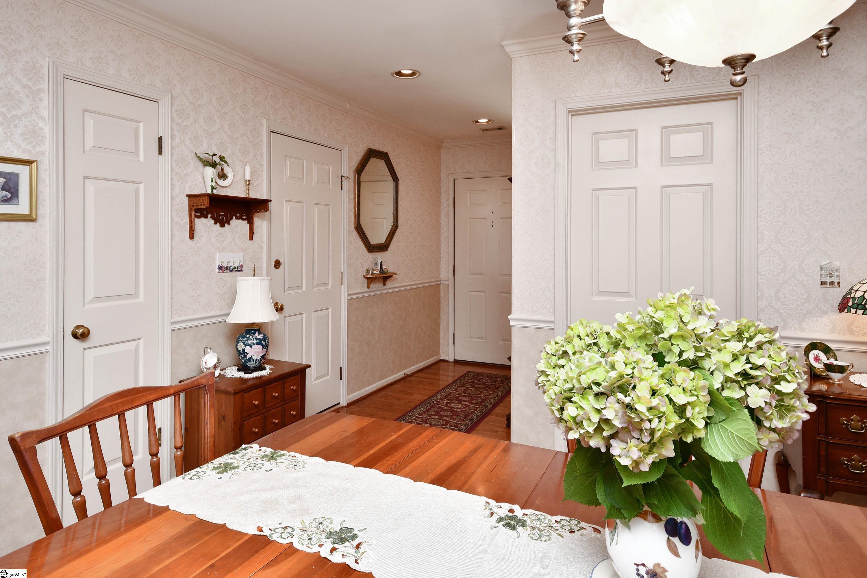 146 Hummingbird Ridge Greenville, SC 29605 - Photo 5 of 43 Gallery Image 5