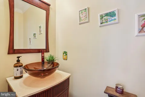 $799,900 | 11208 Yardley Place, Ijamsville, MD 21754