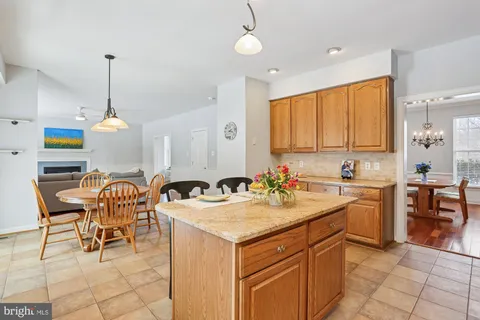 $825,000 | 11208 Yardley Place, Ijamsville, MD 21754