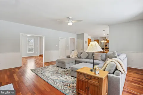 $799,900 | 11208 Yardley Place, Ijamsville, MD 21754