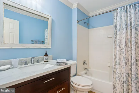 $799,900 | 11208 Yardley Place, Ijamsville, MD 21754