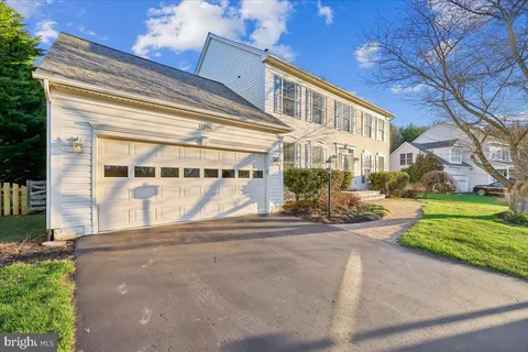 $799,900 | 11208 Yardley Place, Ijamsville, MD 21754