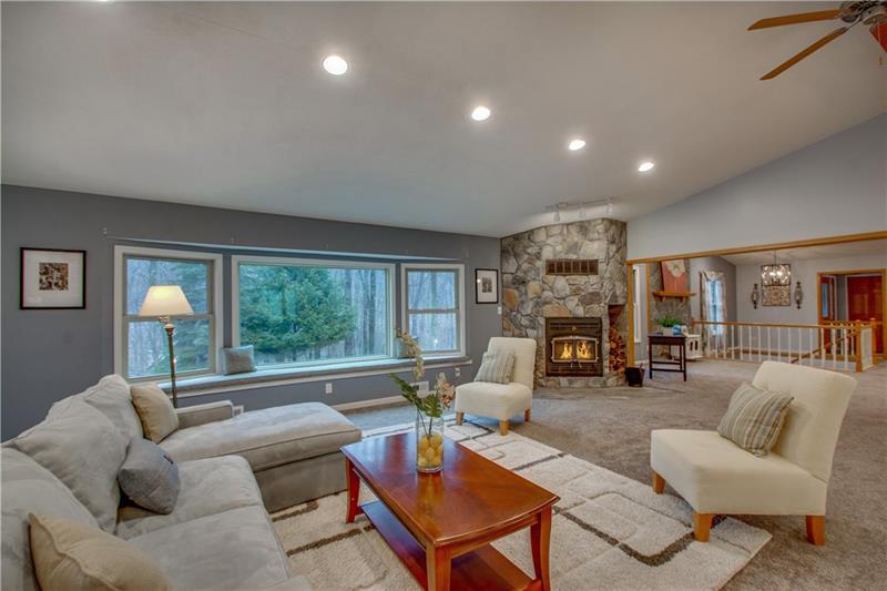 490 Leslie Road Valencia, PA 16059 - Photo 6 of 25 Gallery Image 6
