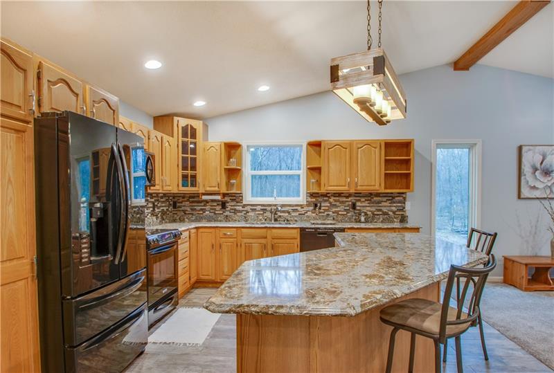 490 Leslie Road Valencia, PA 16059 - Photo 7 of 25 Gallery Image 7