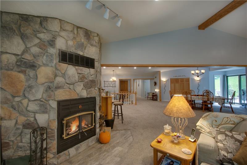 490 Leslie Road Valencia, PA 16059 - Photo 8 of 25 Gallery Image 8