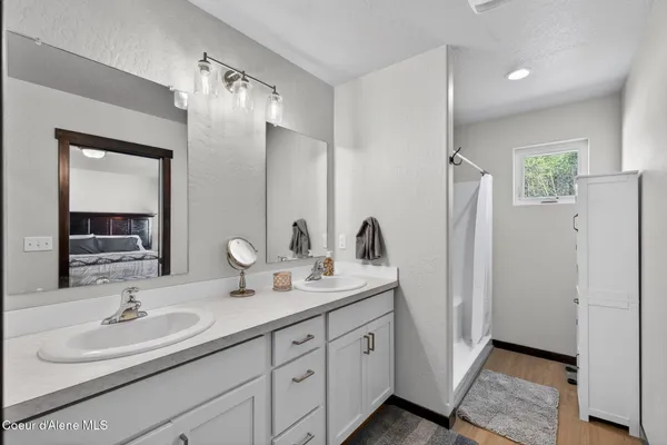 $565,000 | 30974 North Alice Court, Athol, ID 83801