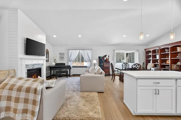 $565,000 | 30974 North Alice Court, Athol, ID 83801