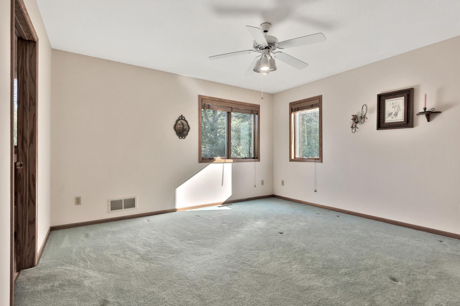 12316 288th Street Lindstrom, MN 55045 - Photo 14 of 33