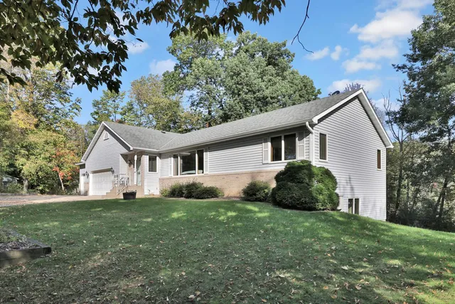 $475,000 | 12316 288th Street, Lindstrom, MN 55045