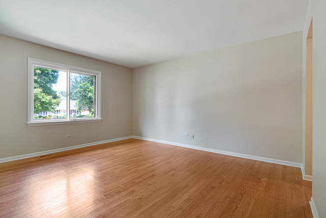 1736 Marion Court Wheaton, IL 60187 - Photo 13 of 26