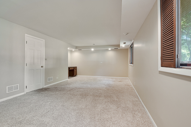 1736 Marion Court Wheaton, IL 60187 - Photo 22 of 26