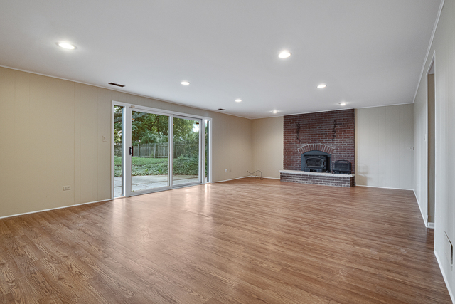 1736 Marion Court Wheaton, IL 60187 - Photo 4 of 26