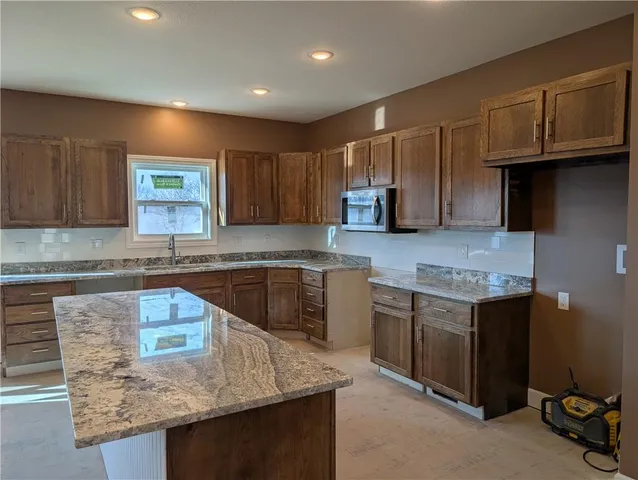 $399,500 | 1107 Charles Street, Knob Noster, MO 65336