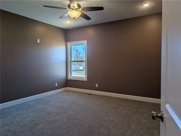 $399,500 | 1107 Charles Street, Knob Noster, MO 65336