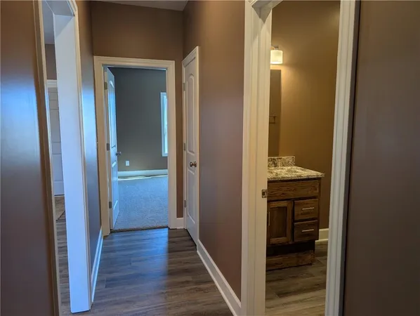 $399,500 | 1107 Charles Street, Knob Noster, MO 65336