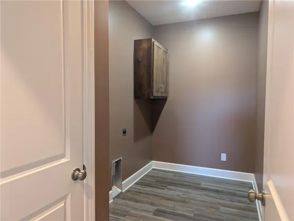 $399,500 | 1107 Charles Street, Knob Noster, MO 65336