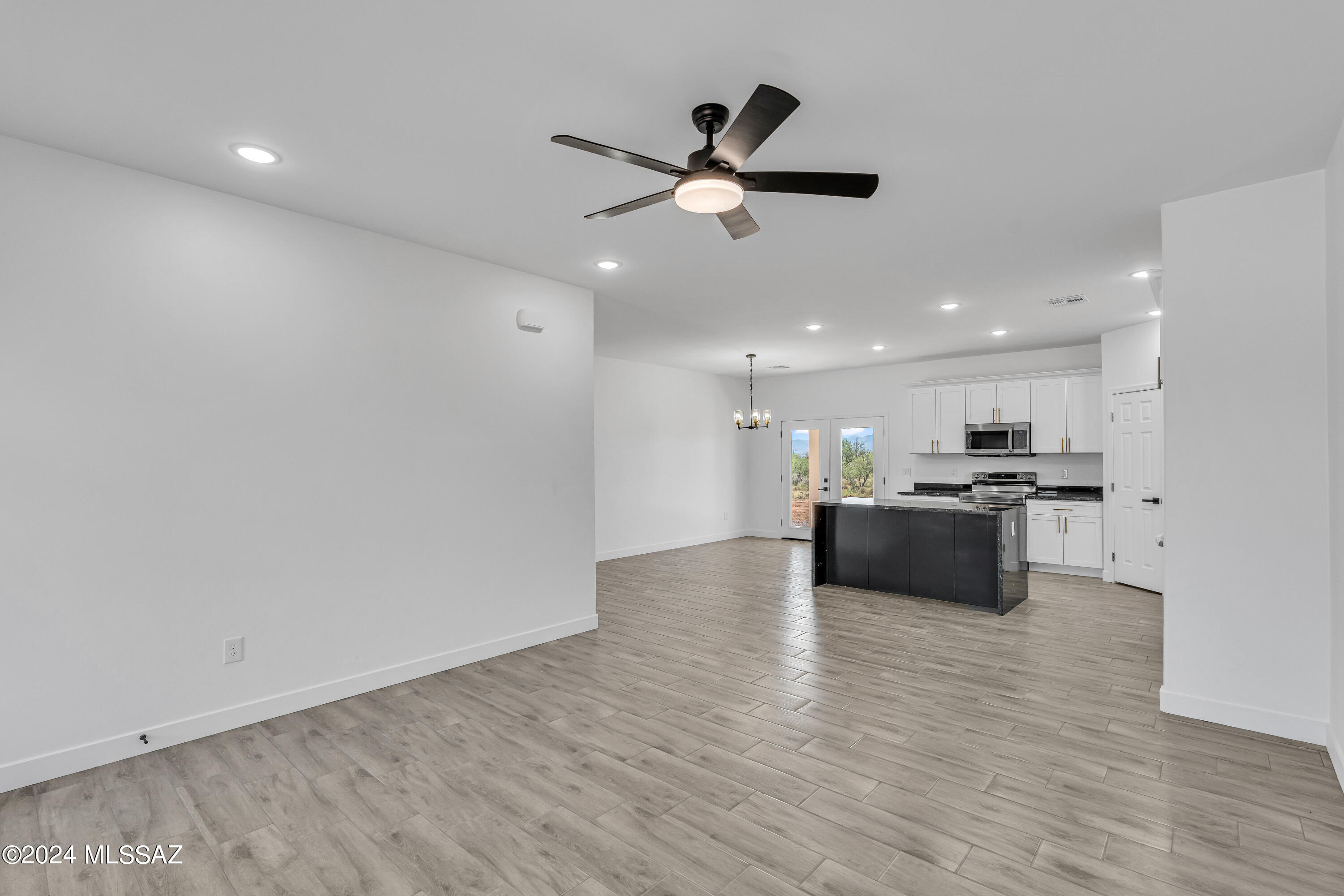 1864 Calle Las Cruces Rio Rico, AZ 85648 - Photo 8 of 35