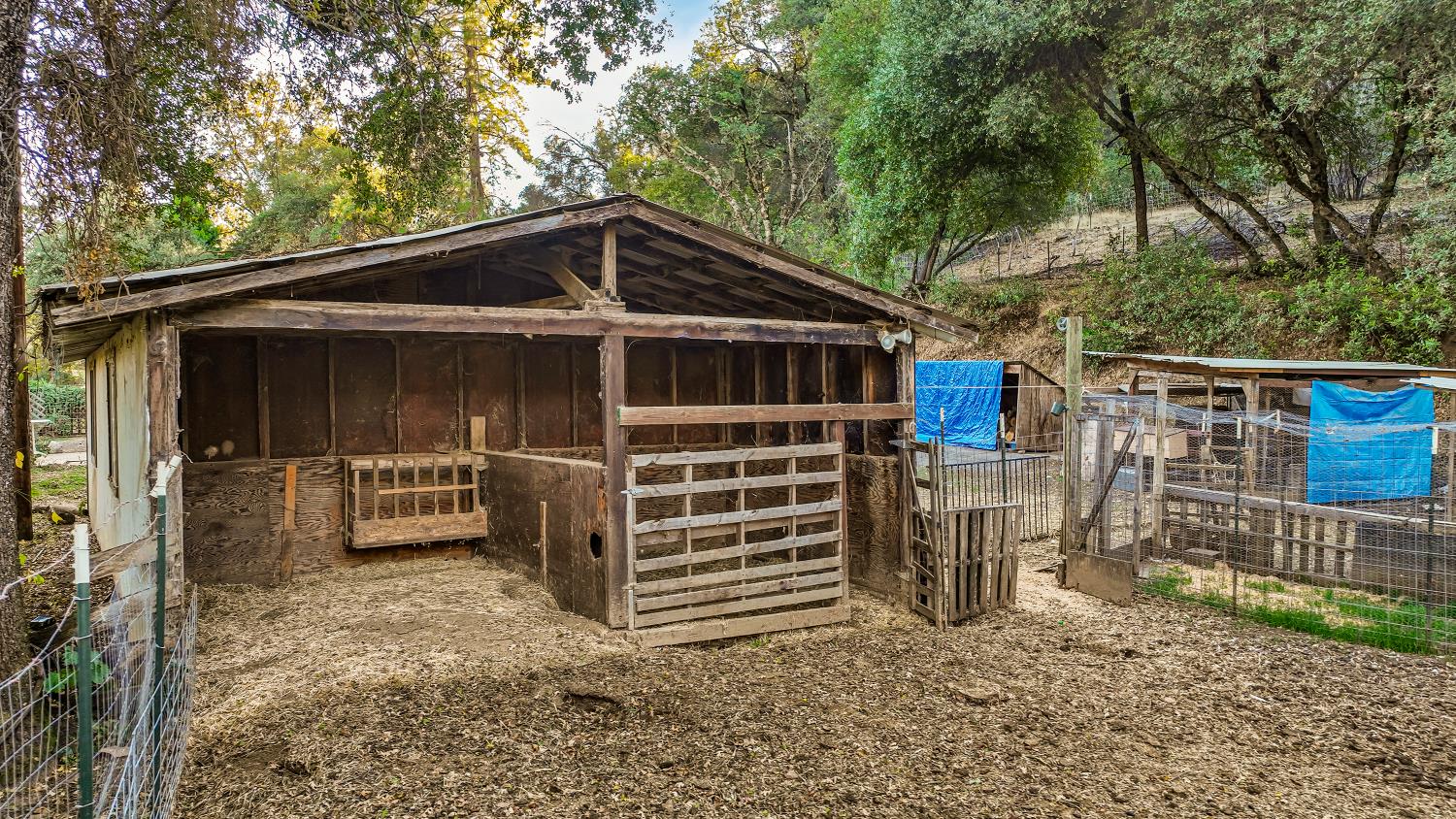 9174 State Rte 26 Mokelumne Hill, CA 95245 - Photo 38 of 52 a front view of a house with a yard